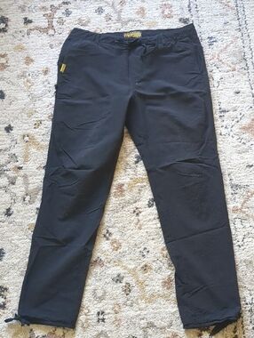 Black Trail/Adventure Pants Size Large